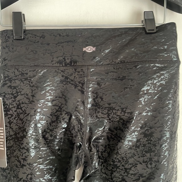 NWT Inner Spirit Black Shiny Yoga Pants XS - Picture 4 of 8